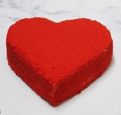 Yıl Dönümü İçin Kırmızı Kalp 6-9 Kişilik Özel Yapım Pasta